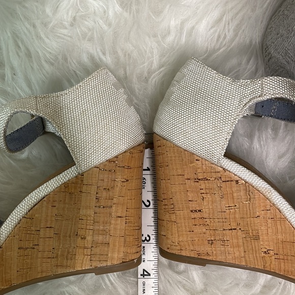 TOMS Sienna Wedge Sandal - Picture 9 of 12